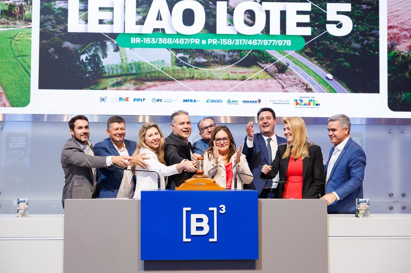 Leilao - Renan Filho_ ministro dos Transportes.jpg