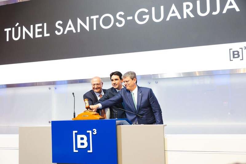 Leilao porto santos guaruja.jpg